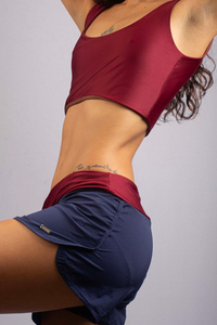 Short Athleisure Marinho com Vinho