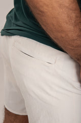 Short Tech Off-White com Bermuda
