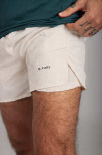 Short Tech Off-White com Bermuda
